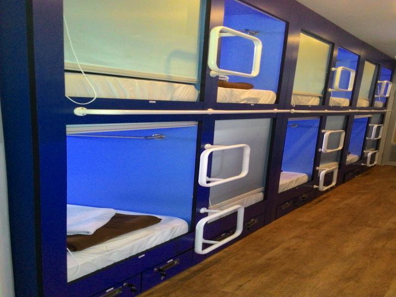 Qb Sleep Capsule Hotel Kuta Lombok Εξωτερικό φωτογραφία