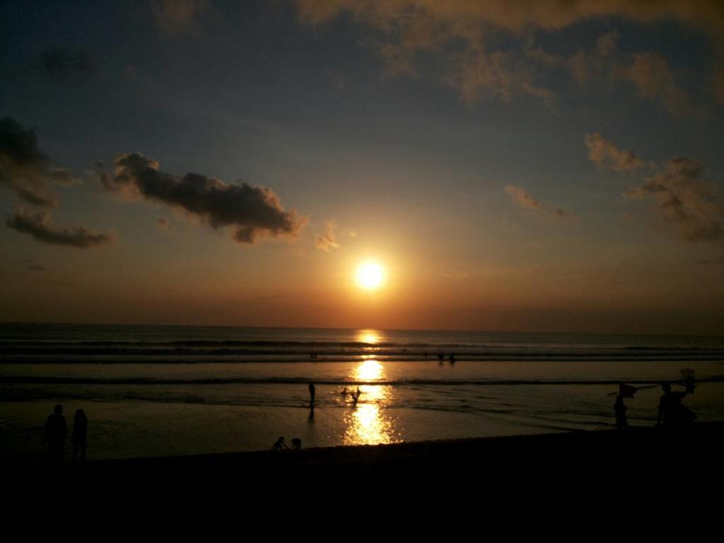 Qb Sleep Capsule Hotel Kuta Lombok Εξωτερικό φωτογραφία