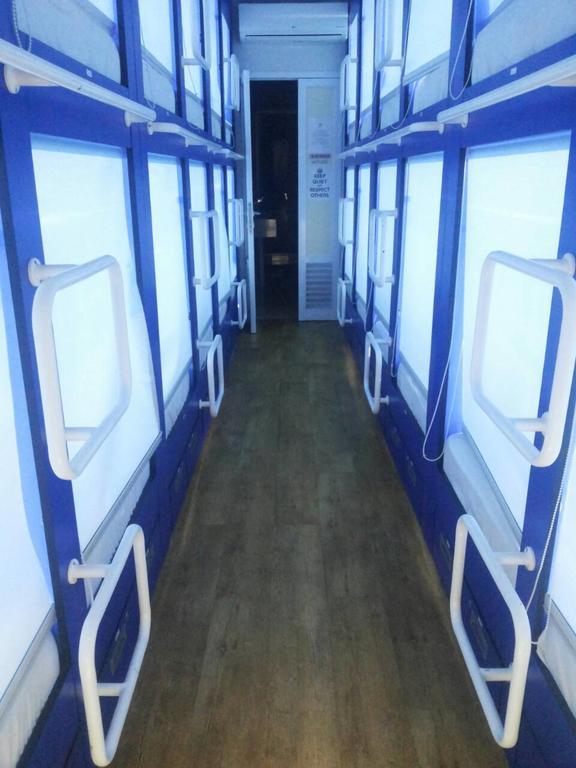 Qb Sleep Capsule Hotel Kuta Lombok Εξωτερικό φωτογραφία